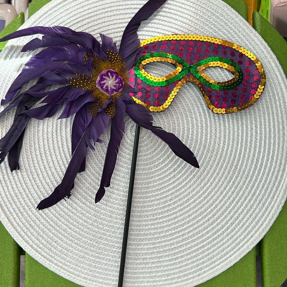 Feathered Sequined Masquerade Mask